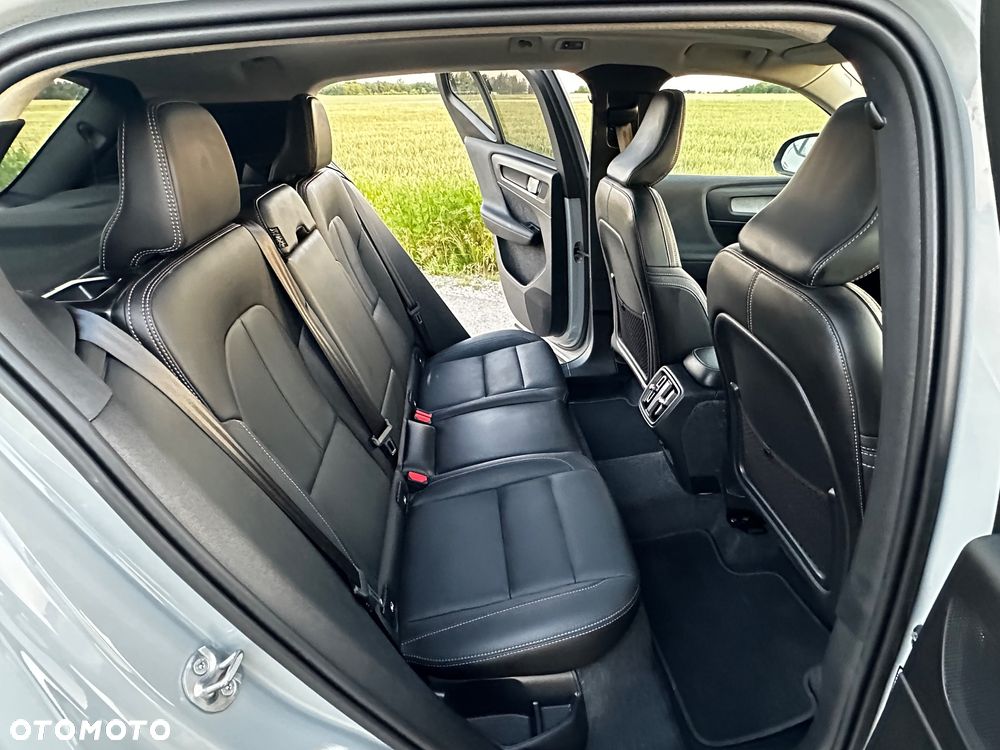 Volvo XC 40 T2 Plus Bright - 6