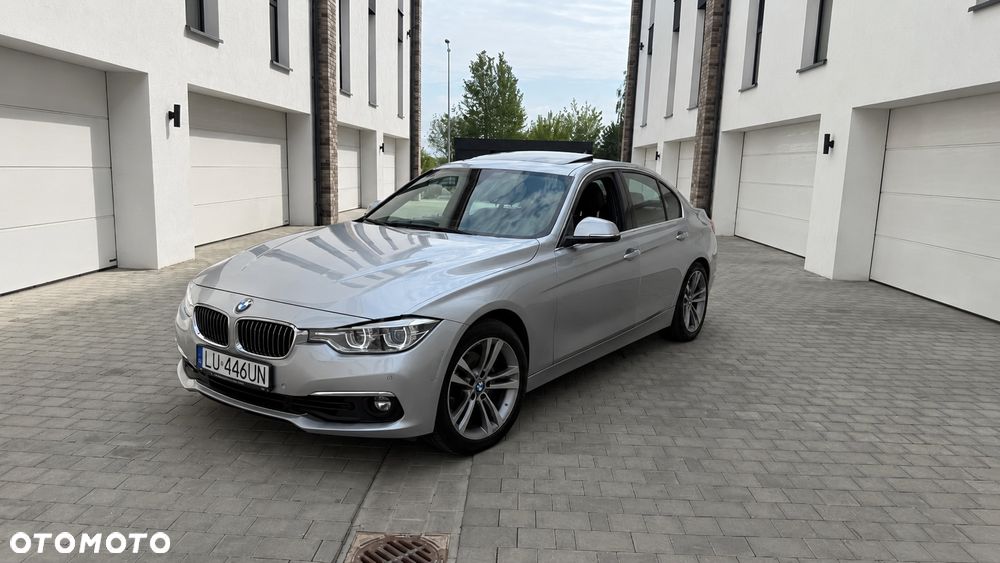 BMW Seria 3 330i GPF Luxury Line - 26