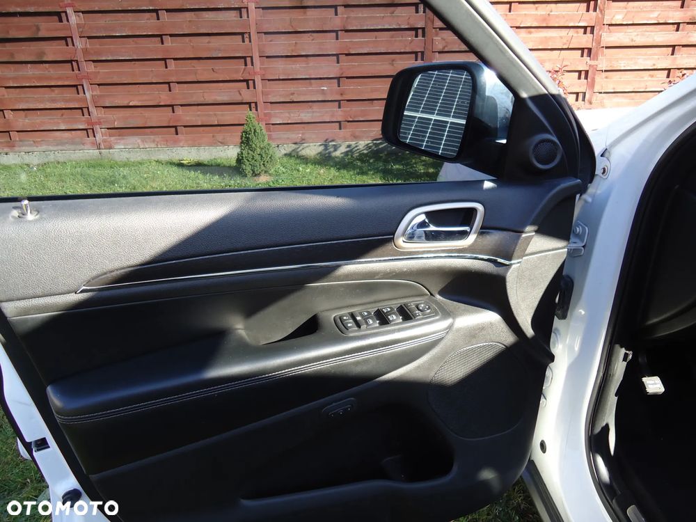 Jeep Grand Cherokee 3.6 V6 Limited - 28