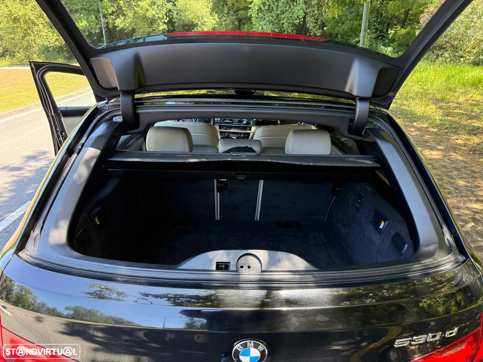 BMW 530 d xDrive Touring Aut. Luxury Line - 24