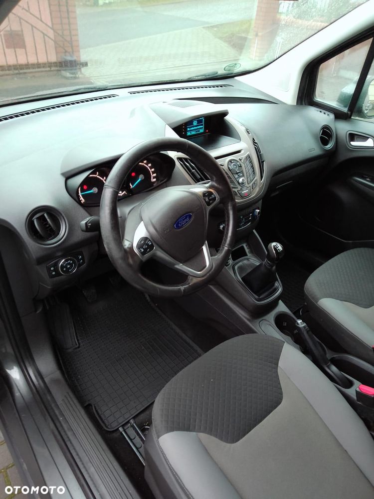 Ford Tourneo Courier - 7