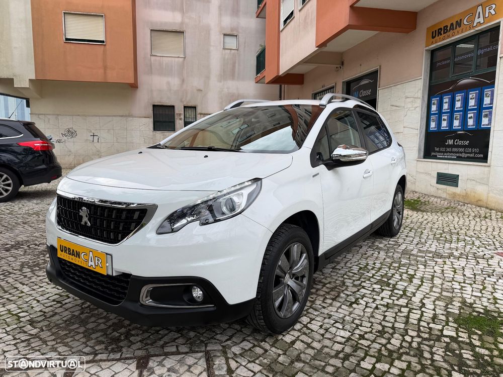 Peugeot 2008 - 8