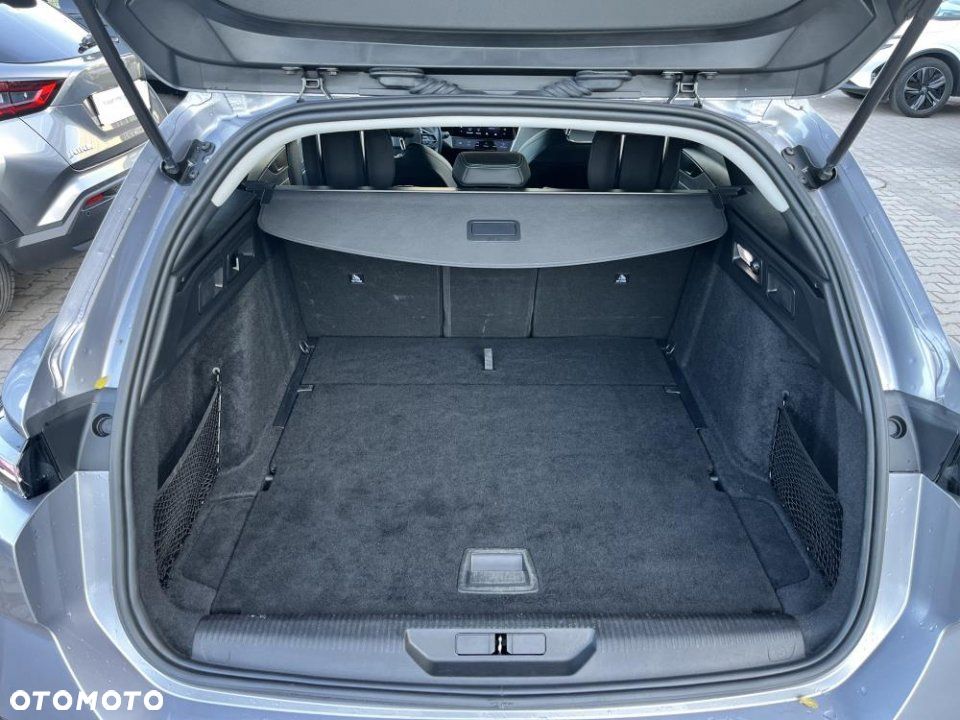 Peugeot 308 - 13
