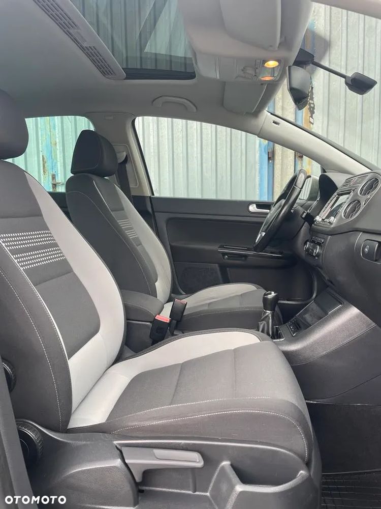 Volkswagen Golf Plus - 25