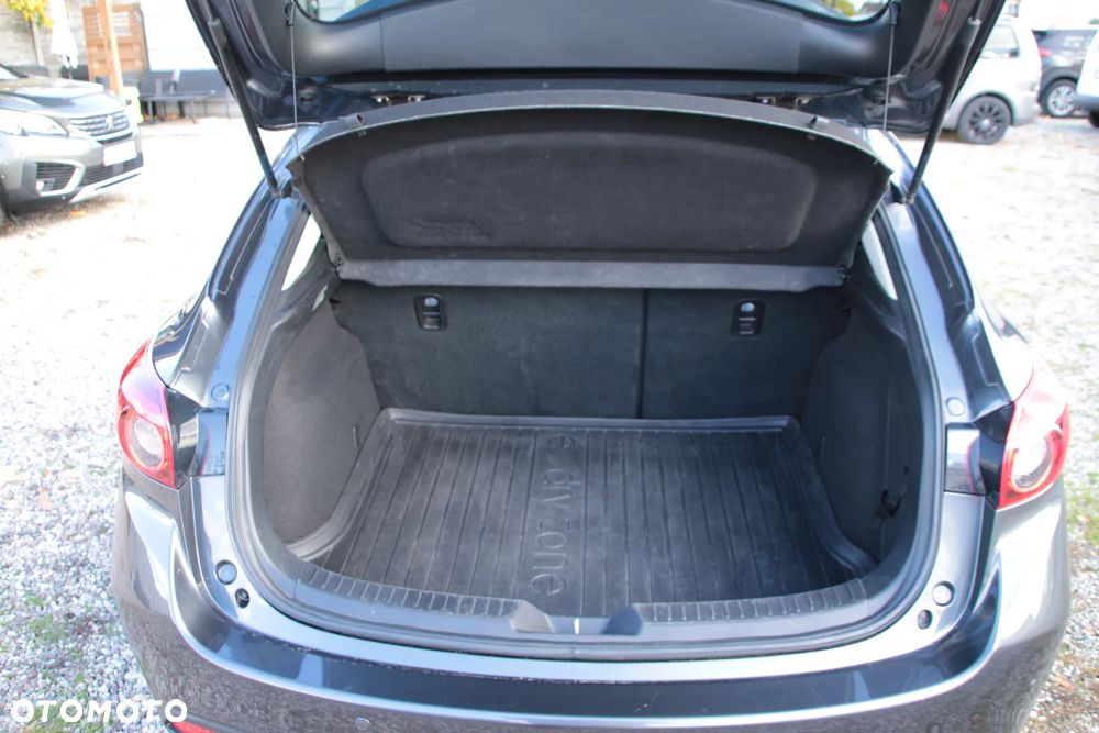 Mazda 3 SKYACTIV-G 120 NAKAMA - 20