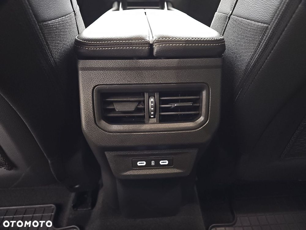 Renault Austral 1.3 TCe mHEV Techno - 21