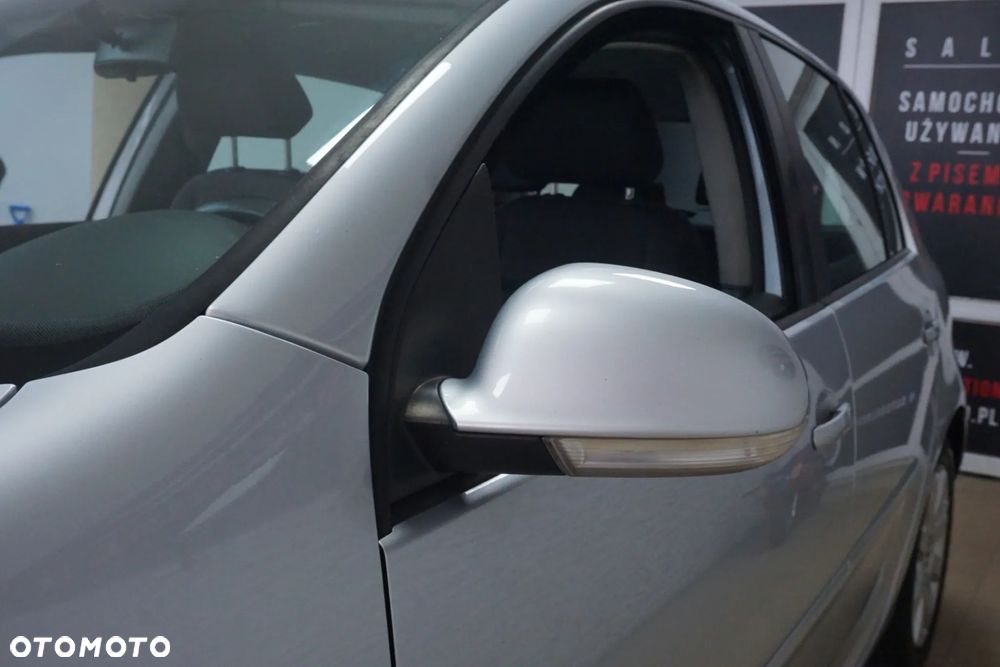 Volkswagen Golf 2.0 TDI DPF Sportline - 11