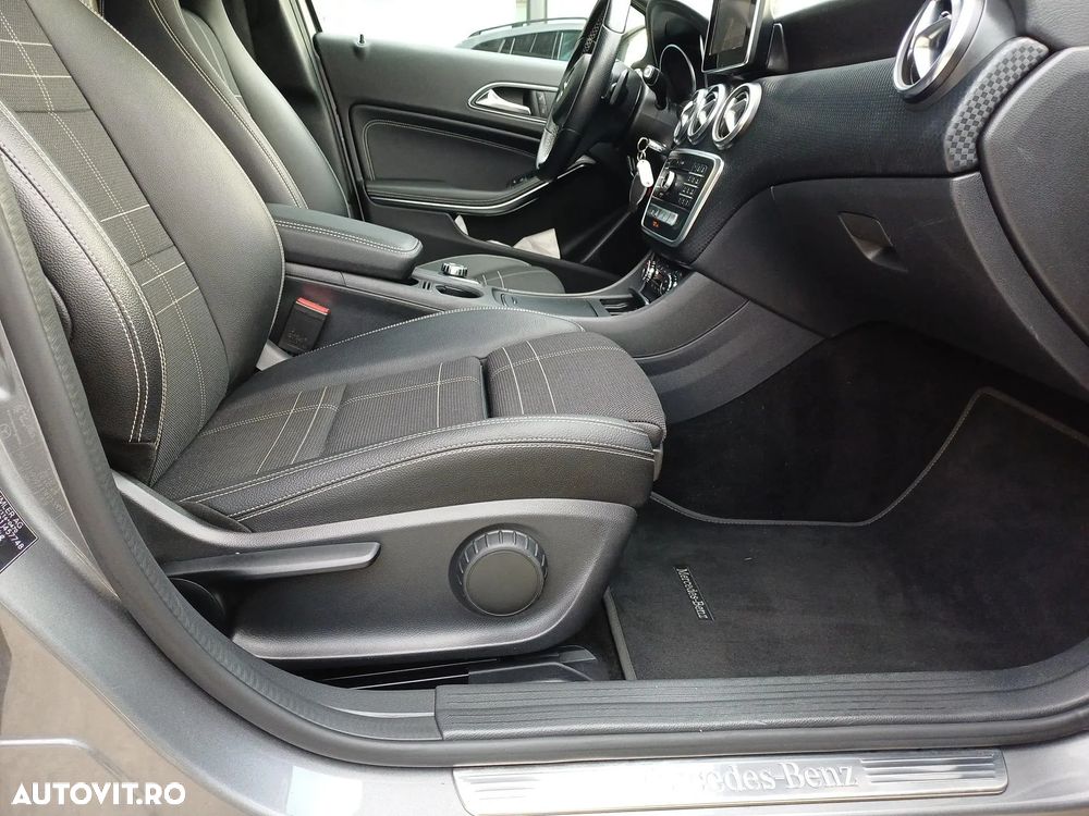 Mercedes-Benz A 200 CDI 7G-DCT - 22