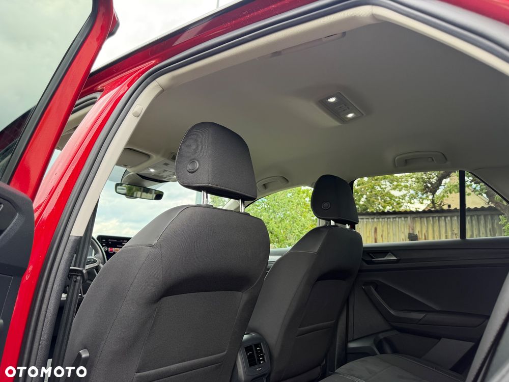 Volkswagen T-Roc 2.0 TDI SCR DSG ACTIVE - 11