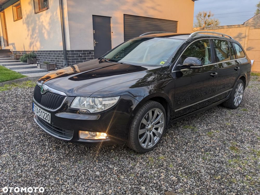 Skoda Superb 2.0 TDI Elegance DSG - 8