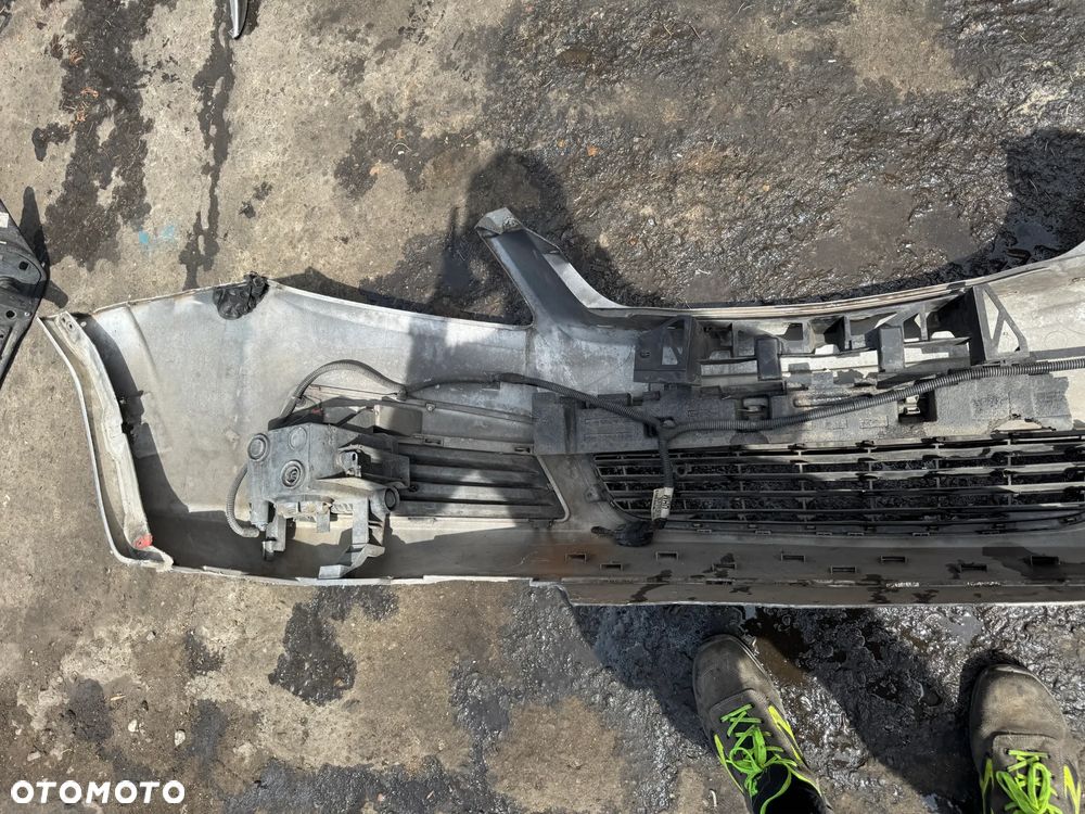 Zderzak Opel Zafira B przód OE - 5