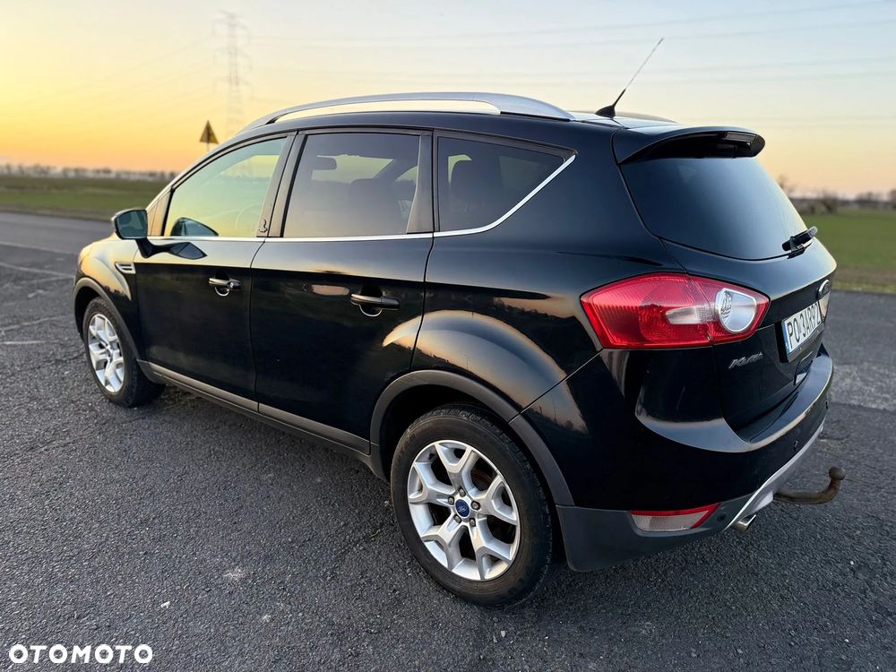 Ford Kuga - 10