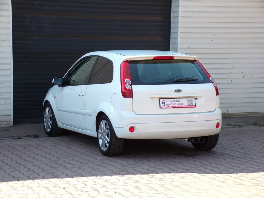 Ford Fiesta - 13