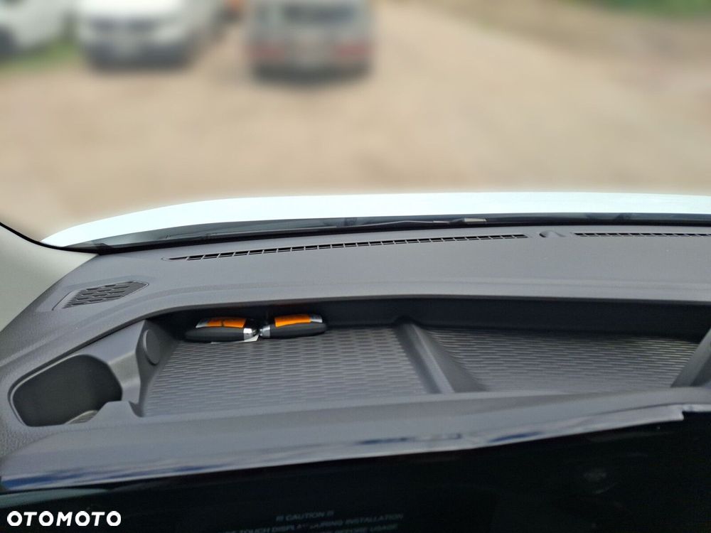 Volkswagen Transporter Furgon Plus - 28
