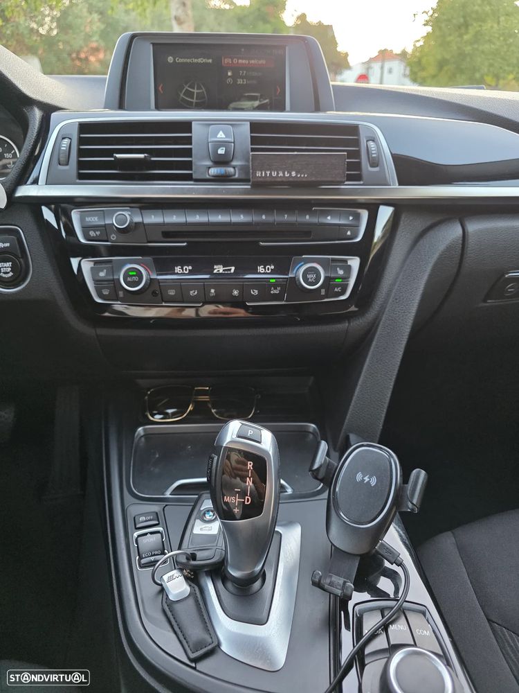 BMW 320 d xDrive Line Sport Shadow Auto - 18