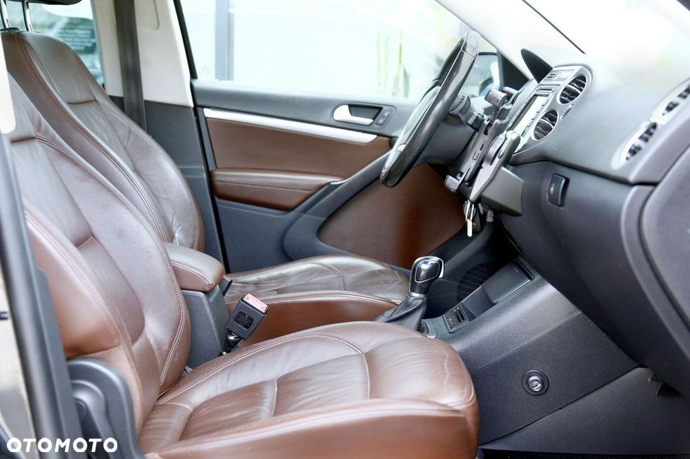 Volkswagen Tiguan - 17