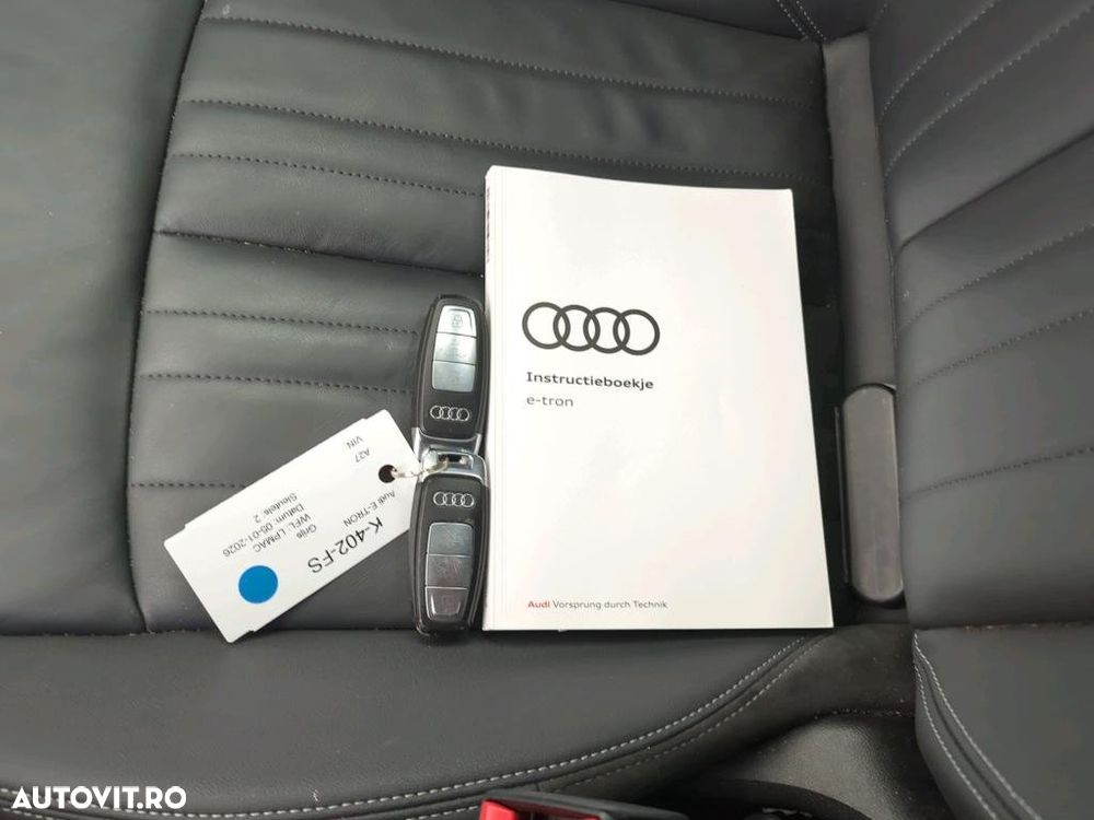 Audi e-tron 55 quattro - 15