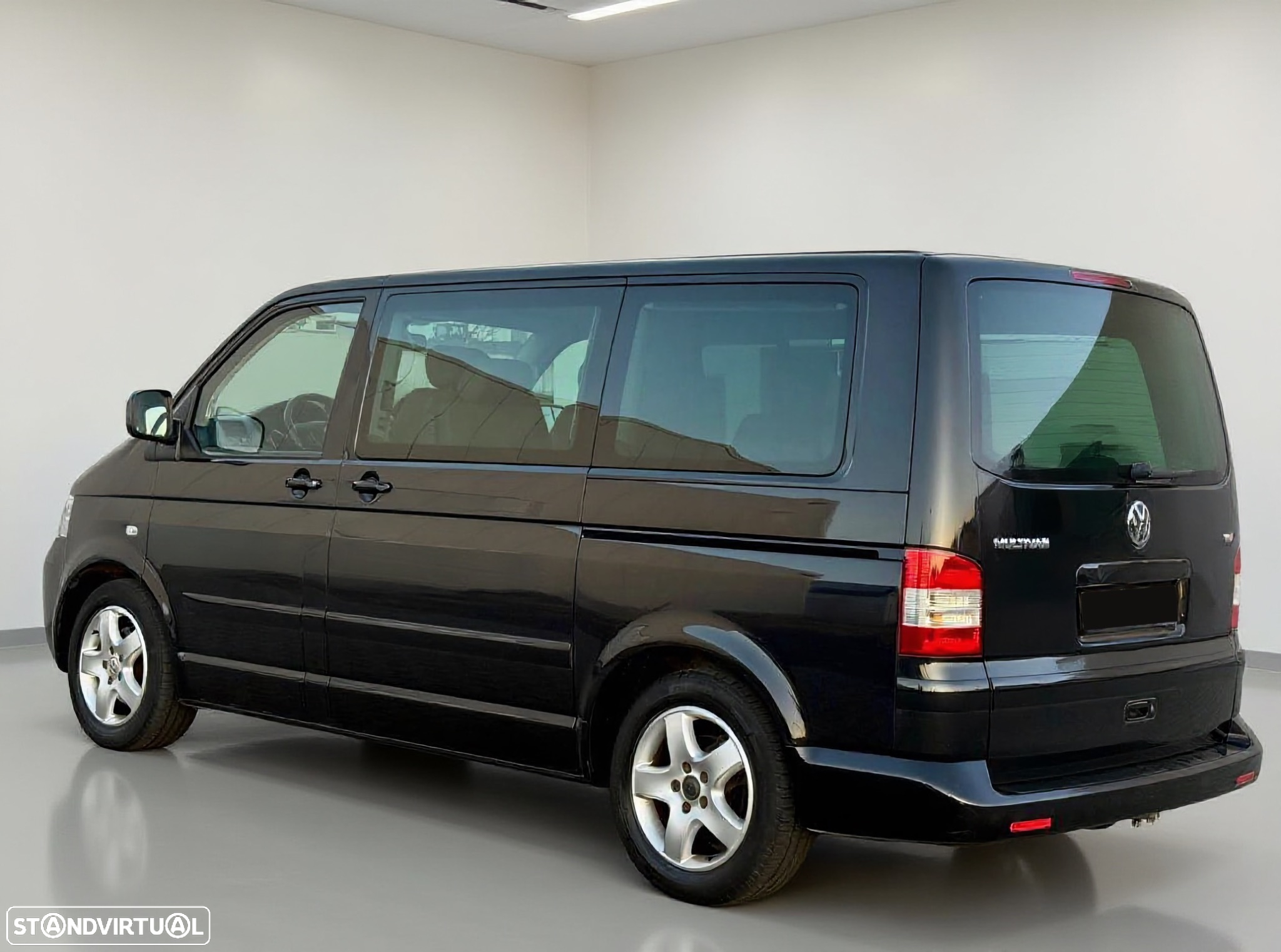 VW Multivan 2.5 TDi Highline - 2