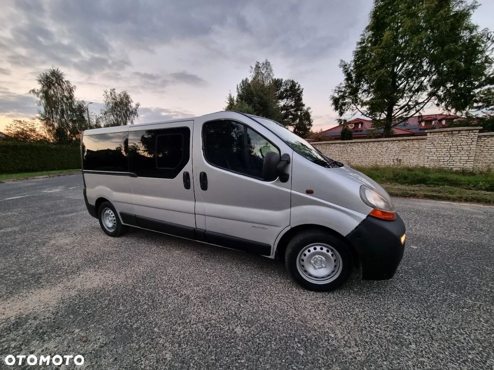 Renault Trafic - 8