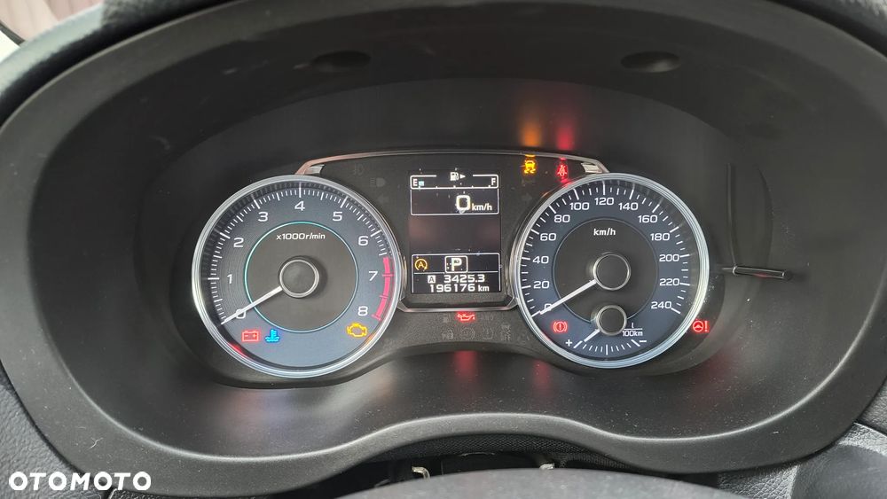 Subaru XV 2.0i Exclusive CVT - 4