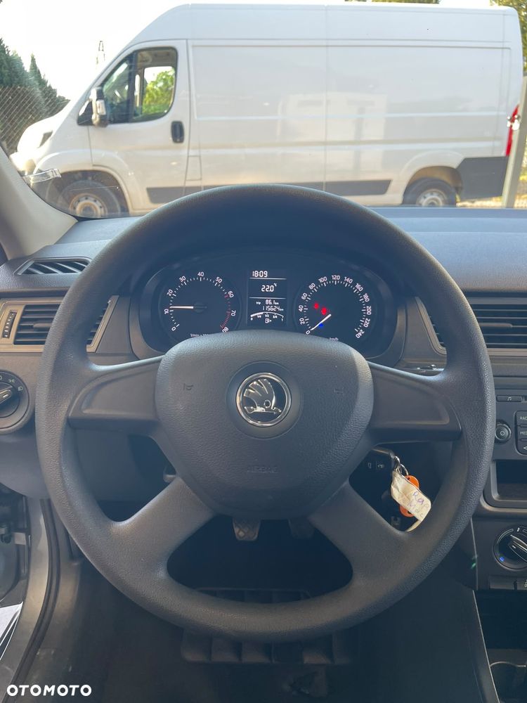 Skoda RAPID 1.2 TSI Cool Edition - 33