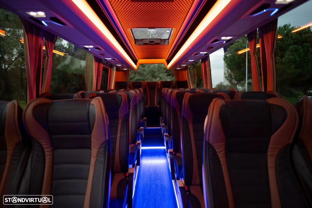 Mercedes Benz Sprinter 819 - 8
