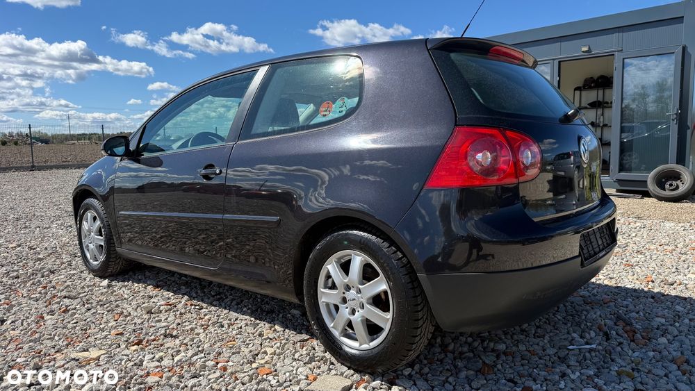 Volkswagen Golf 1.6 Comfortline - 22