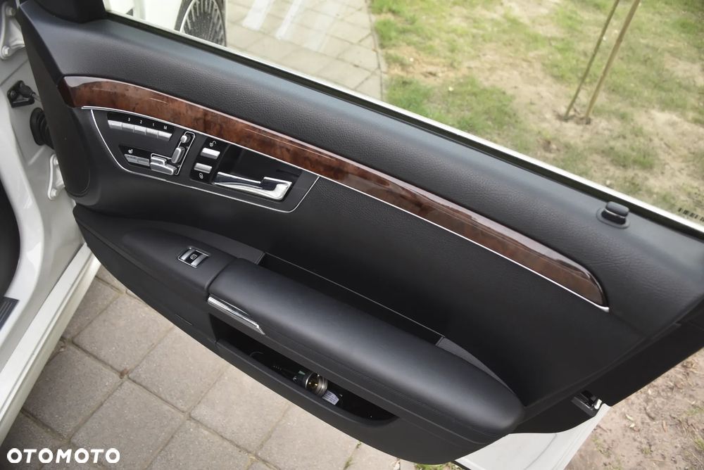 Mercedes-Benz Klasa S 500 L 4-Matic - 16