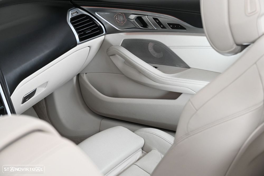 BMW M850i xDrive - 38