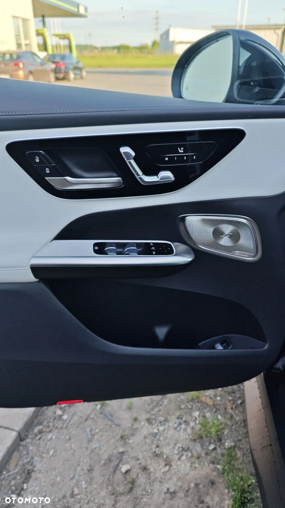 Mercedes-Benz GLC 300 mHEV 4-Matic AMG Line - 4