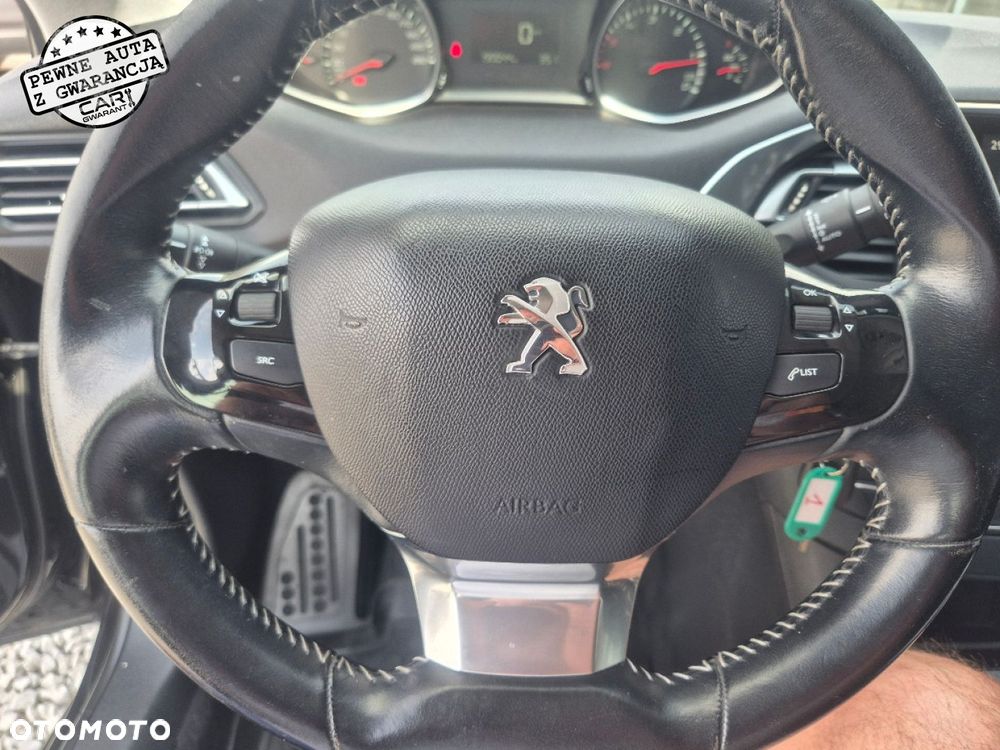 Peugeot 308 - 24