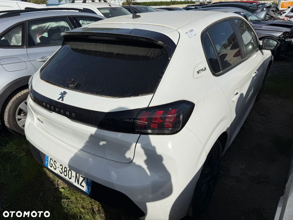 Peugeot 208 PureTech 100 Style - 3