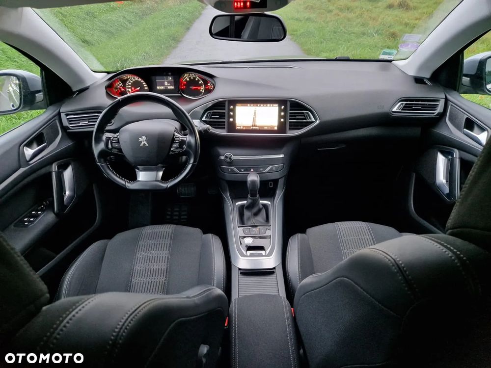 Peugeot 308 - 16