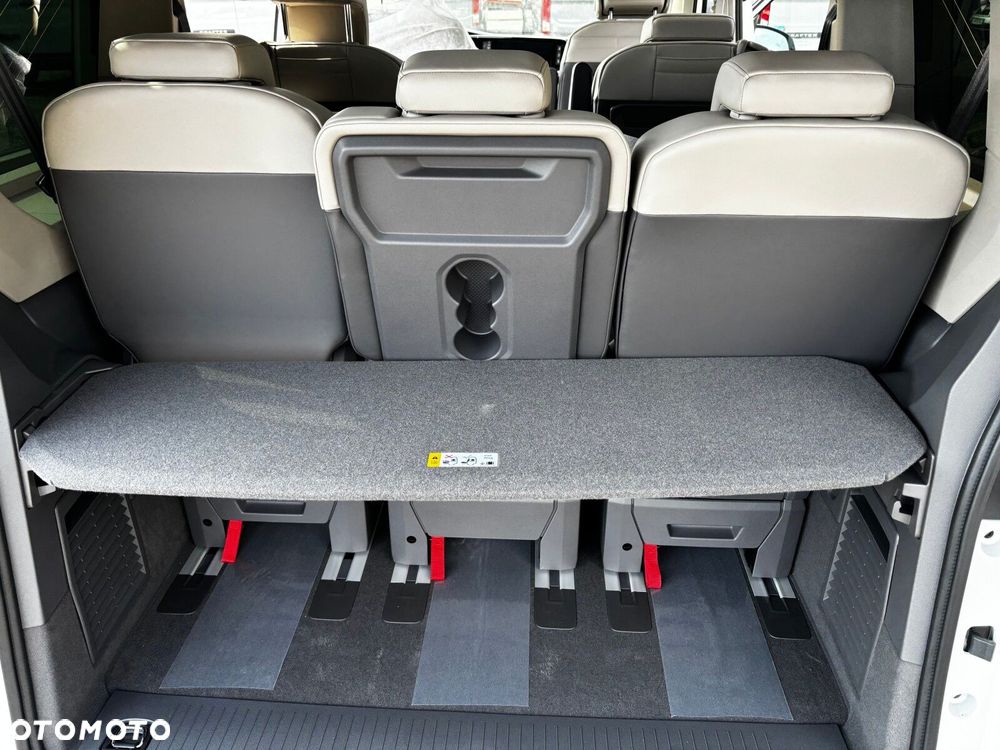 Volkswagen Multivan - 19