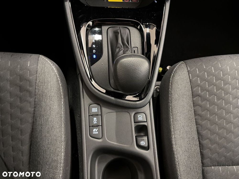 Toyota Yaris Cross Hybrid 1.5 Style - 19
