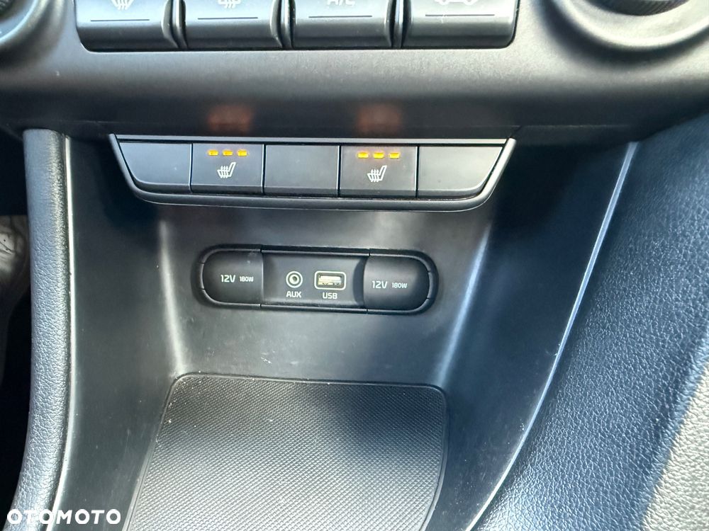 Kia Sportage 1.6 GDI Business Line 2WD - 24