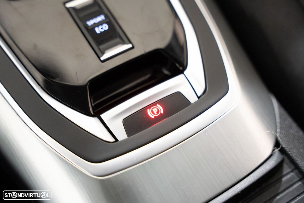 Peugeot 308 1.2 PureTech Allure EAT8 - 16