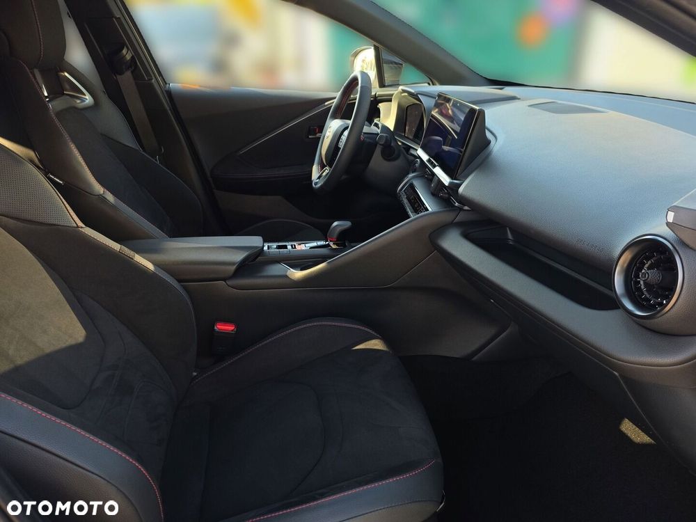 Toyota C-HR - 9