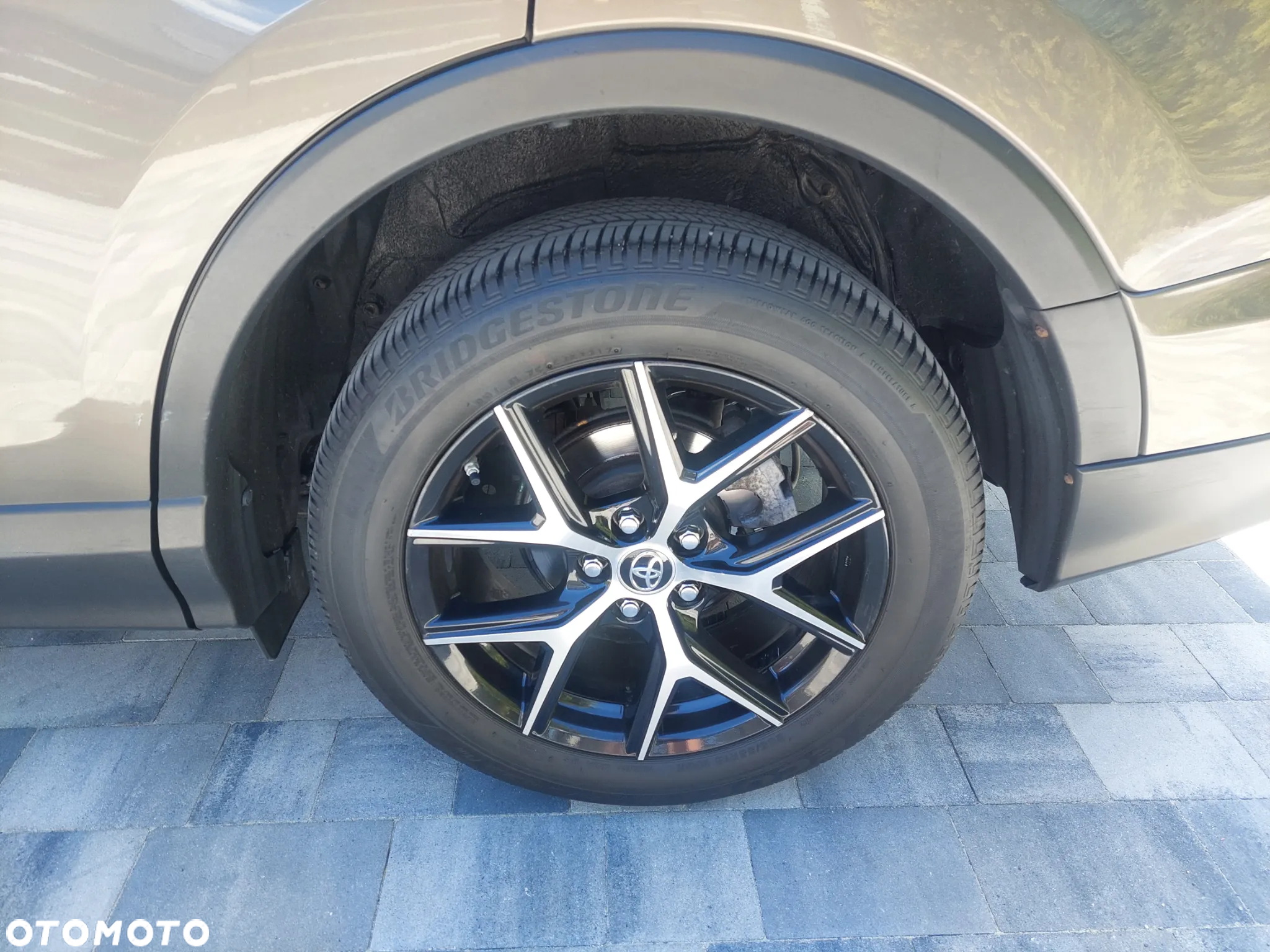 Toyota RAV4 Hybrid Prestige 4x4 - 5