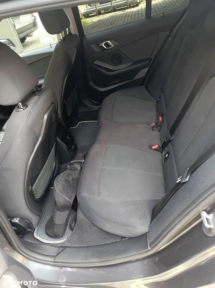 BMW Seria 1 118i - 11