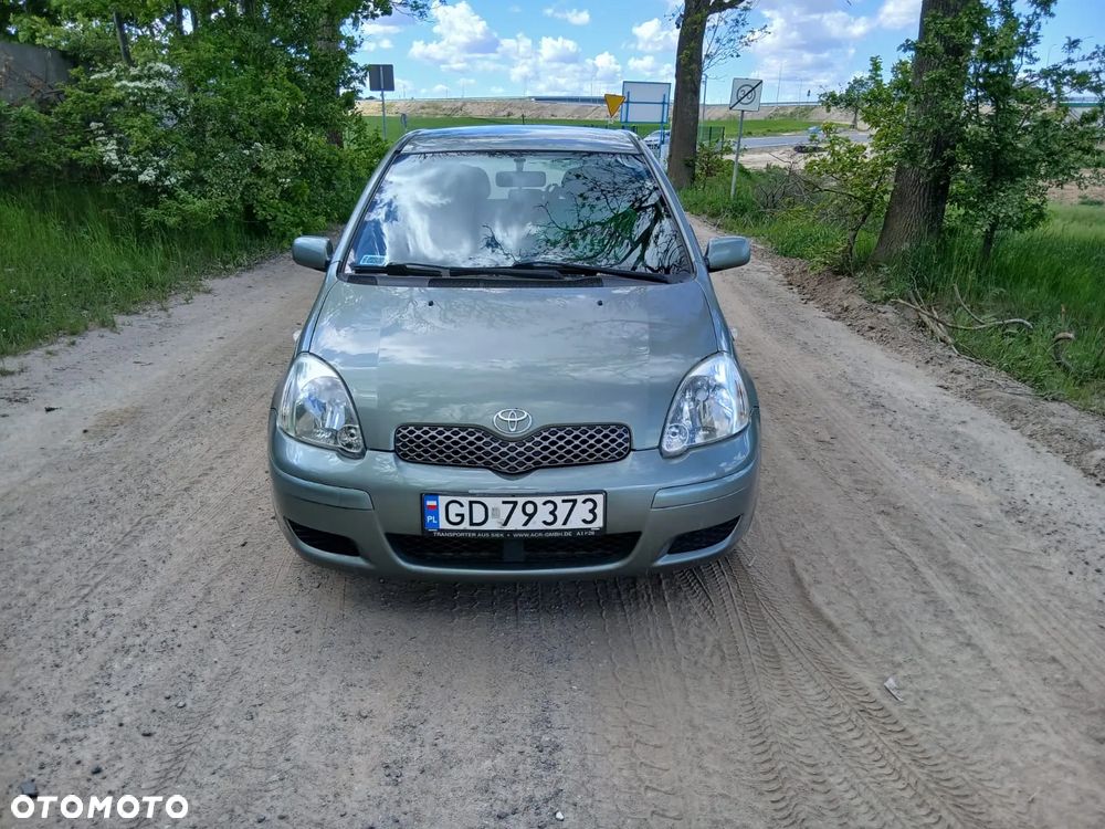 Toyota Yaris 1.0 Terra - 4
