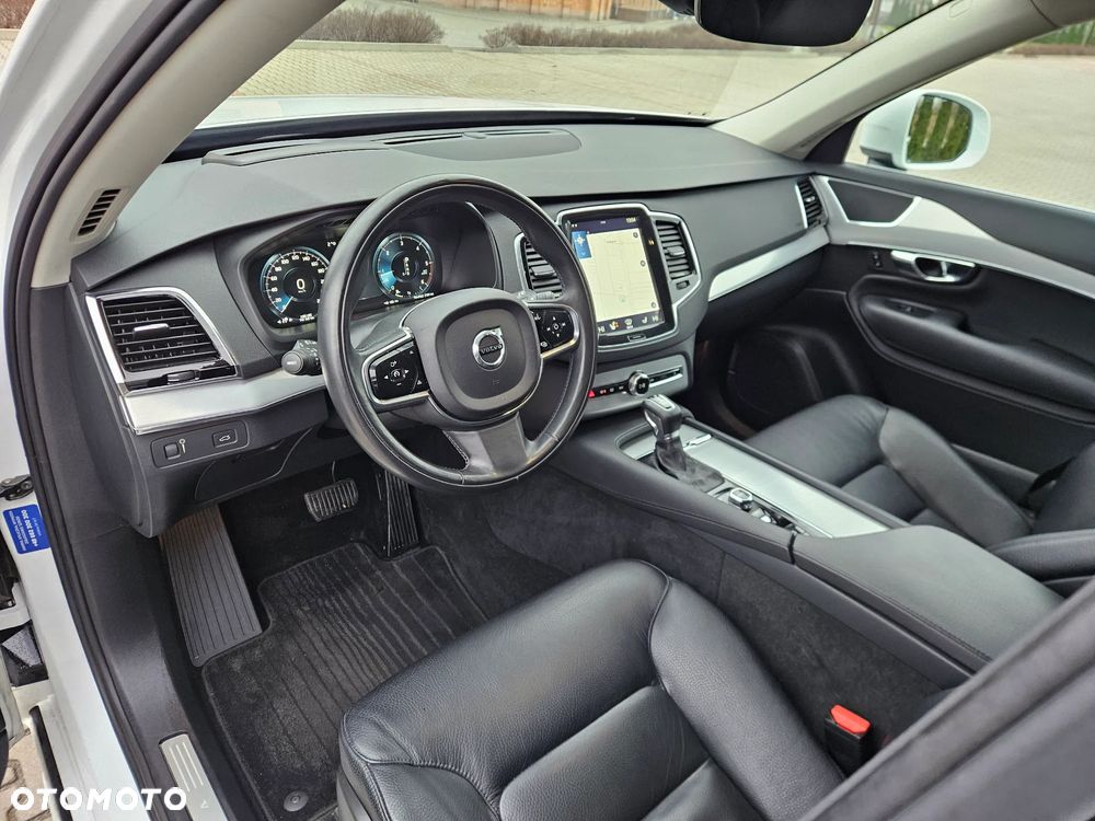 Volvo XC 90 D5 AWD Momentum - 14