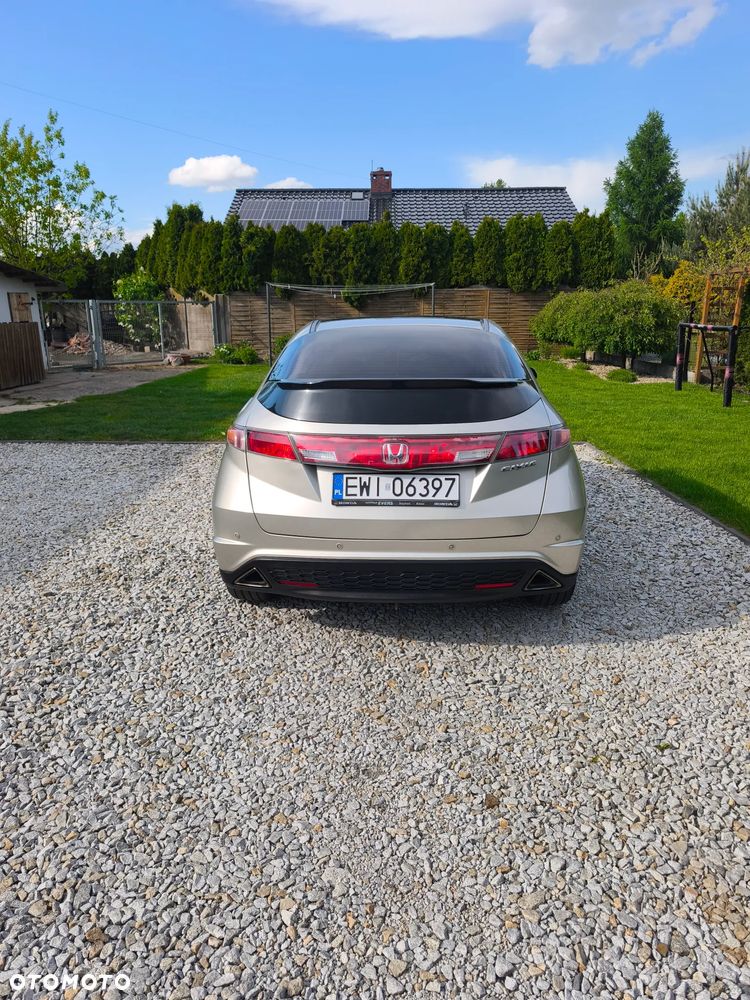 Honda Civic 1.8 Executive - 6