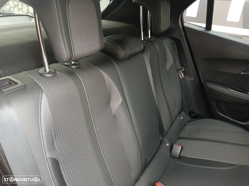 Peugeot e-2008 GT - 21