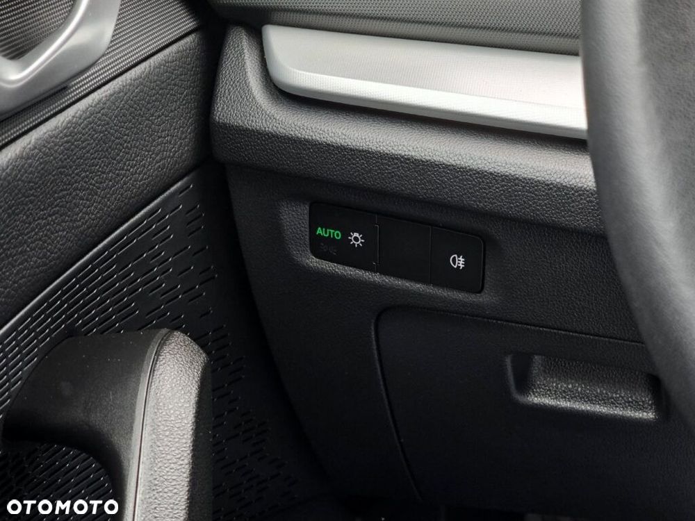 Skoda Octavia 1.5 TSI Selection - 16