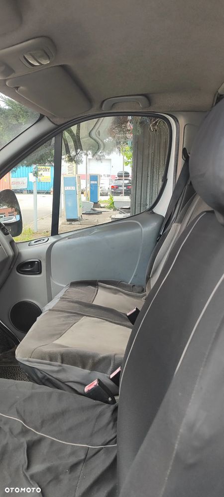 Renault TRAFIC - 7