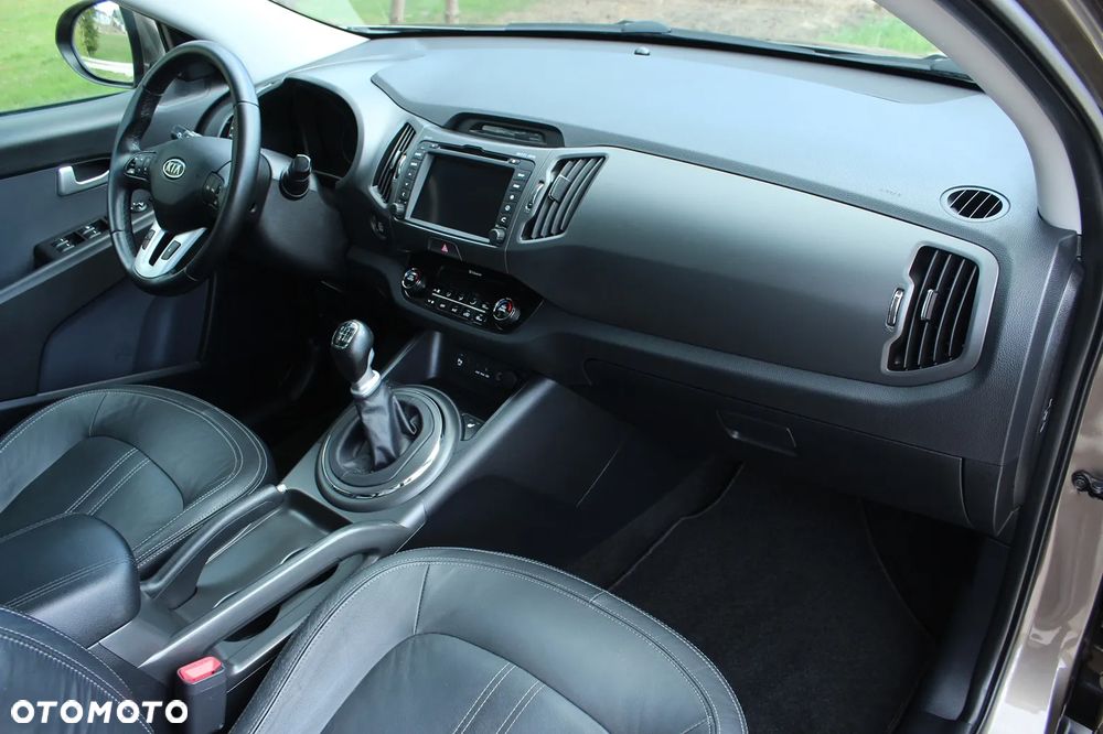 Kia Sportage 1.7 CRDI 2WD Spirit - 26