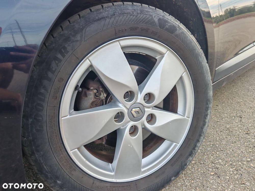 Renault Megane 1.9 dCi Dynamique Euro5 - 32
