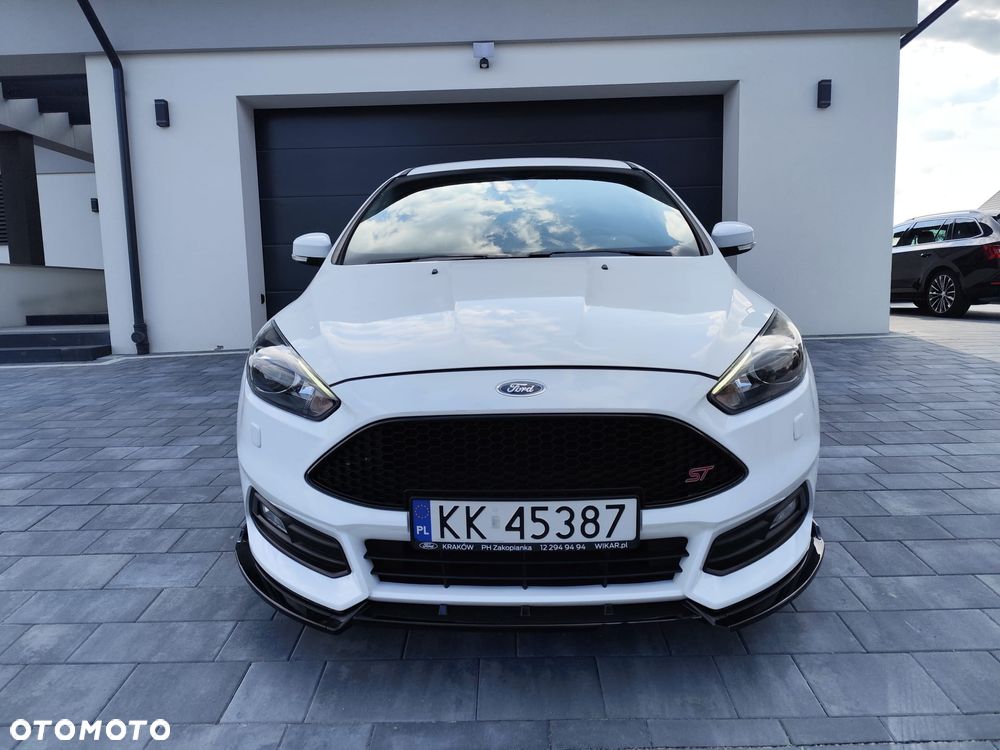 Ford Focus 2.0 EcoBoost ST - 5
