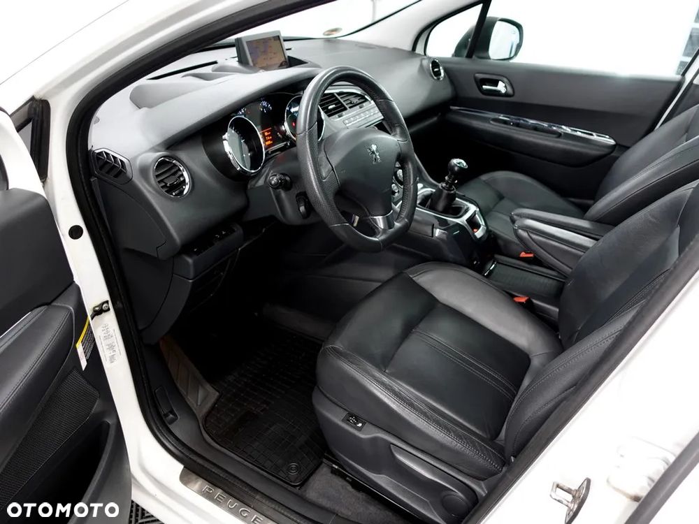Peugeot 5008 2.0 HDi Premium + - 13
